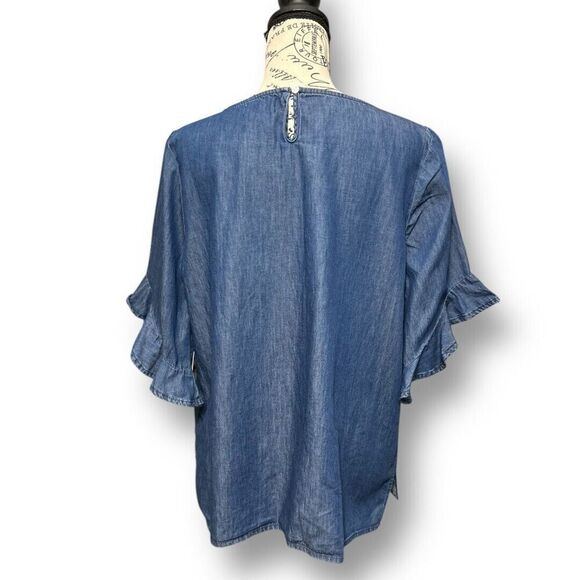 Tres Jolie L Blue Chambray Denim Look Ruffle Sleeve Blouse Boho Feminine Top NWT - Picture 3 of 8